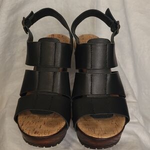 Korks
Rianne Platform Sandals